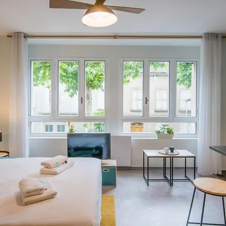 Cardabelle - Joli Appt Pour 2 Avec Parking Prive Lejlighed Millau